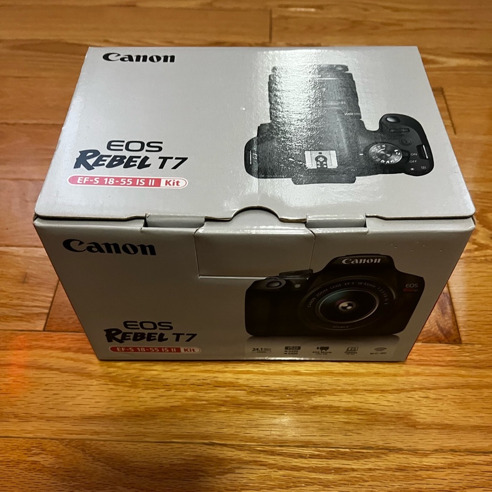 Canon EOS Rebel T7